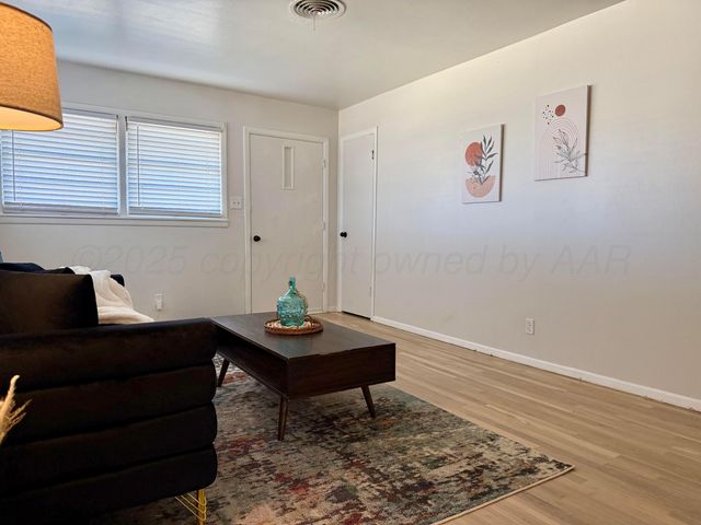 200 Teague Street, Borger, TX 79007