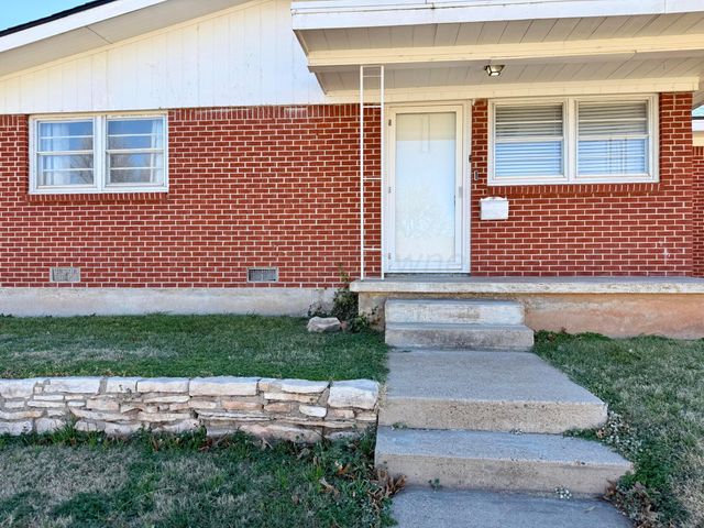 200 Teague Street, Borger, TX 79007