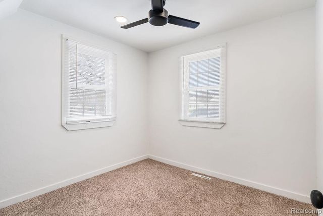 1442 Mintola Avenue, Flint, MI 48532