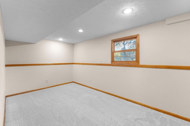 5275 Harlem Road, Galena, OH 43021