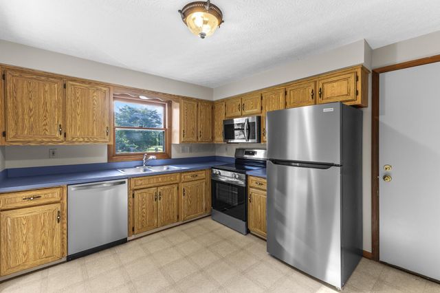 5275 Harlem Road, Galena, OH 43021