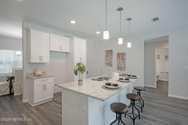 421 SAGO Avenue, Jacksonville, FL 32218