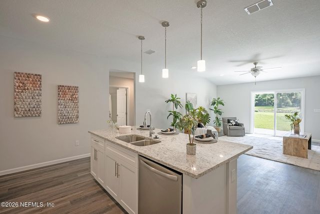 421 SAGO Avenue, Jacksonville, FL 32218