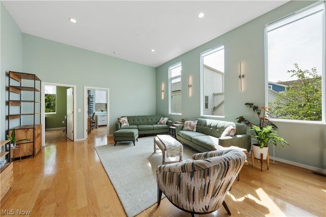 2509 Thurman Avenue, Cleveland, OH 44113
