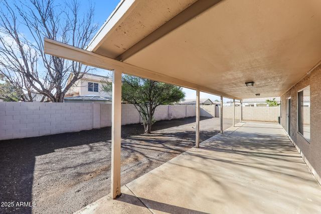 8833 W MONTE VISTA Road, Phoenix, AZ 85037
