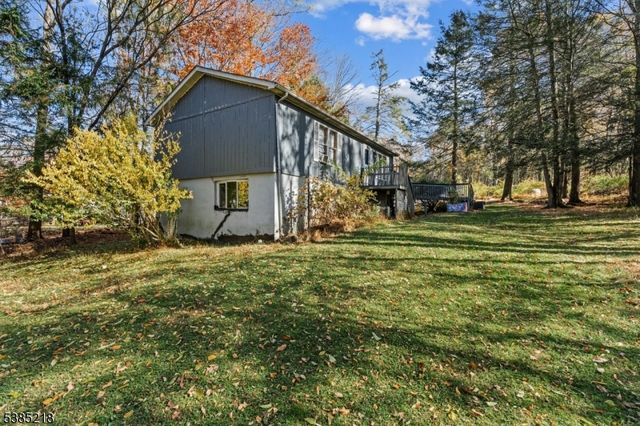 126 Armstrong Rd, Montague Twp., NJ 07827