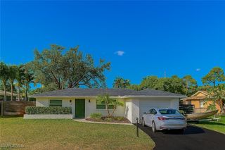 750 95th AVE N, Naples, FL 34108