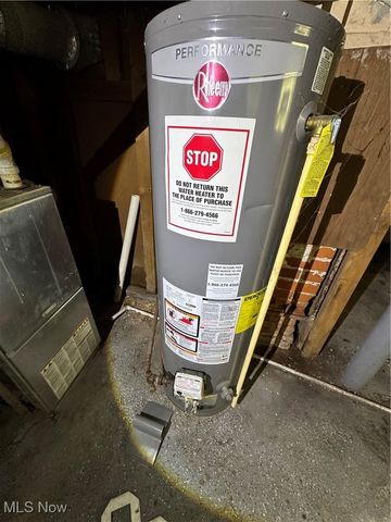 13302 Durkee Avenue, Cleveland, OH 44105