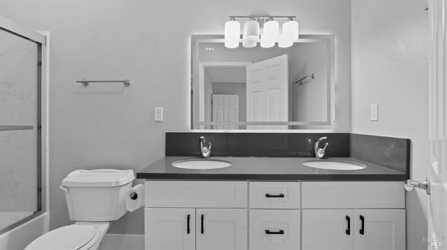 155 White Pine Dr, Vallejo, CA 94591