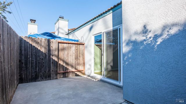 155 White Pine Dr, Vallejo, CA 94591