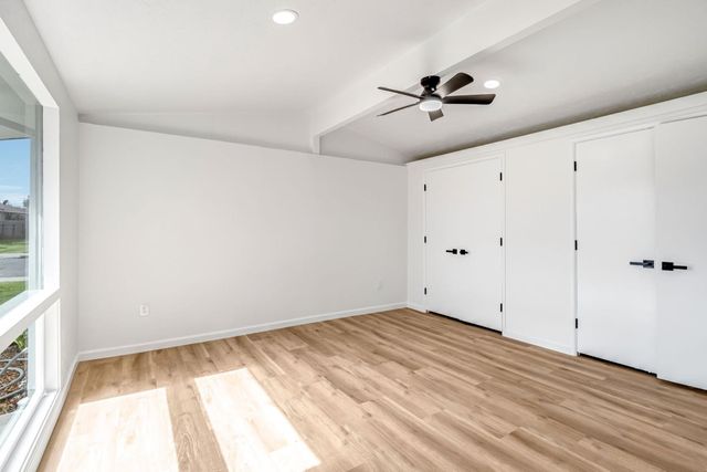 2622 N 2nd Street, Fresno, CA 93703