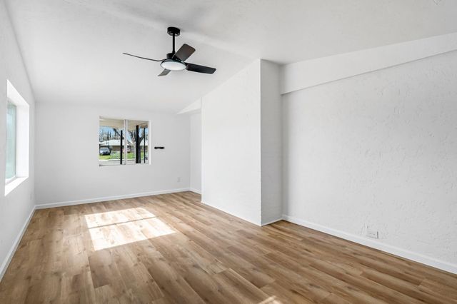 2622 N 2nd Street, Fresno, CA 93703