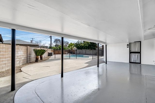 2622 N 2nd Street, Fresno, CA 93703