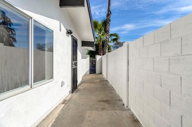 2622 N 2nd Street, Fresno, CA 93703