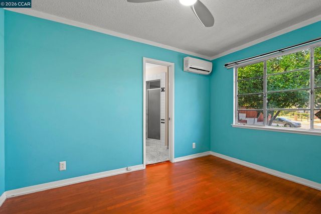 6422 Lubao Ave, Woodland Hills (los Angeles), CA 91367