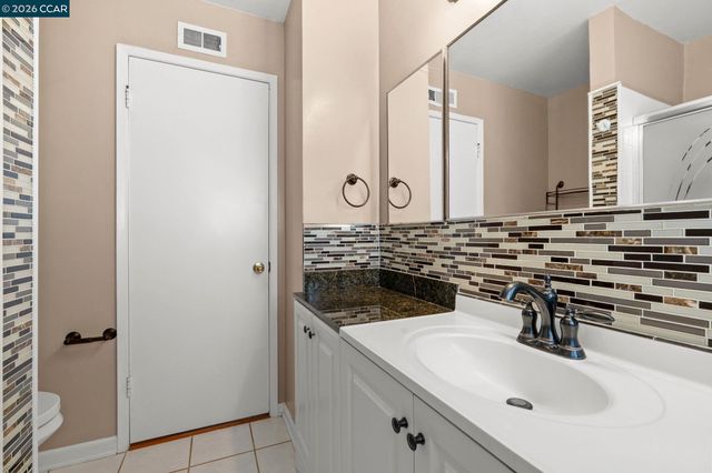 6422 Lubao Ave, Woodland Hills (los Angeles), CA 91367