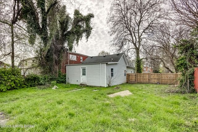 1735 W Ormsby Ave, Louisville, KY 40210