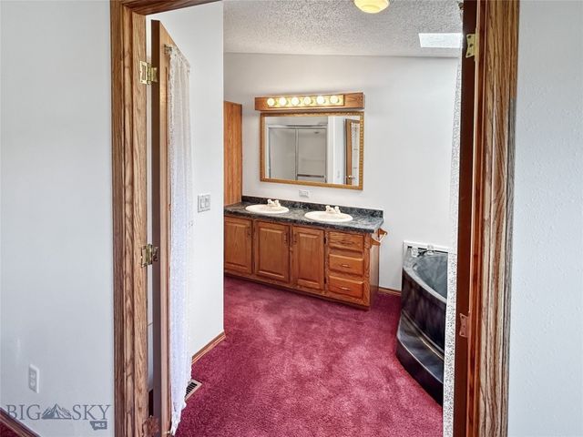 1070 Lovers Leap Road, Dillon, MT 59725