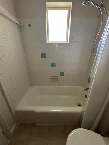 809 HUMMINGBIRD Way 5C, North Palm Beach, FL 33408