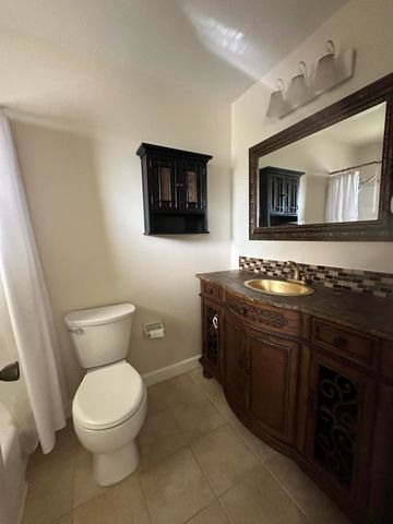809 HUMMINGBIRD Way 5C, North Palm Beach, FL 33408