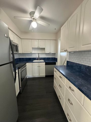 809 HUMMINGBIRD Way 5C, North Palm Beach, FL 33408