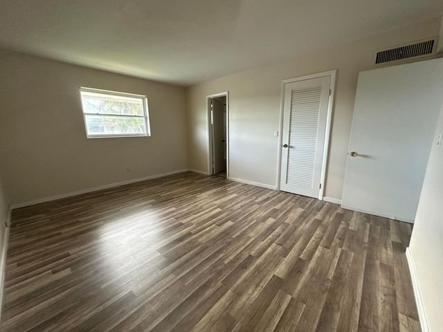 809 HUMMINGBIRD Way 5C, North Palm Beach, FL 33408