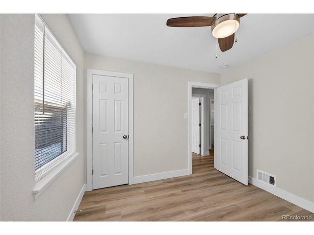 1341 Jamaica St, Aurora, CO 80010