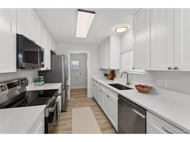 1341 Jamaica St, Aurora, CO 80010