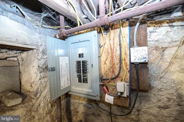 402 CATHERINE ST, Ashland, PA 17921