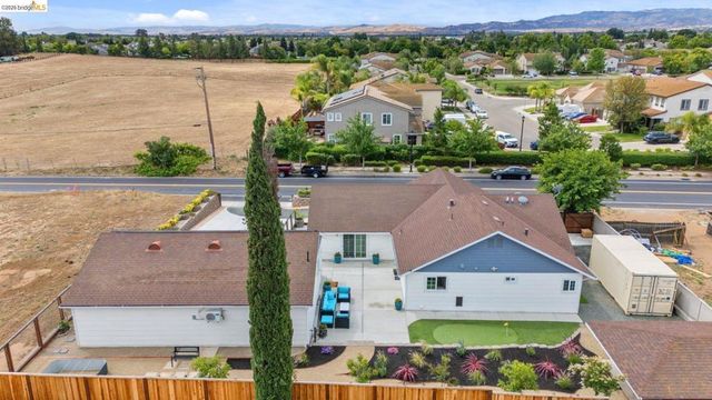 700 Brownstone RD, Oakley, CA 94561