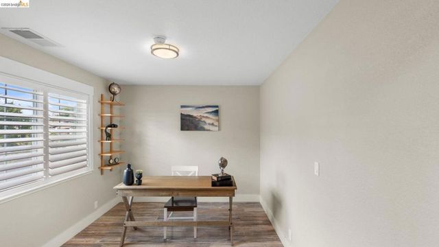 700 Brownstone RD, Oakley, CA 94561