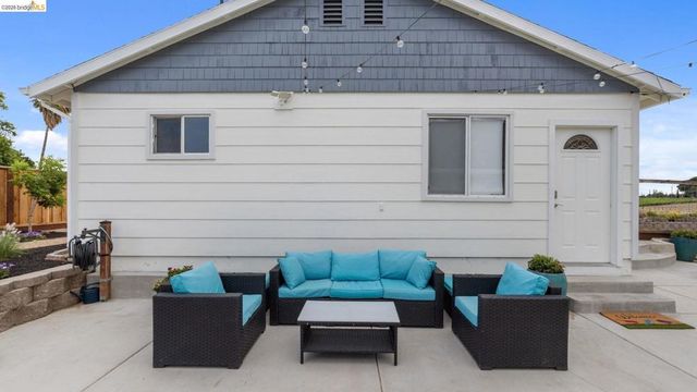 700 Brownstone RD, Oakley, CA 94561