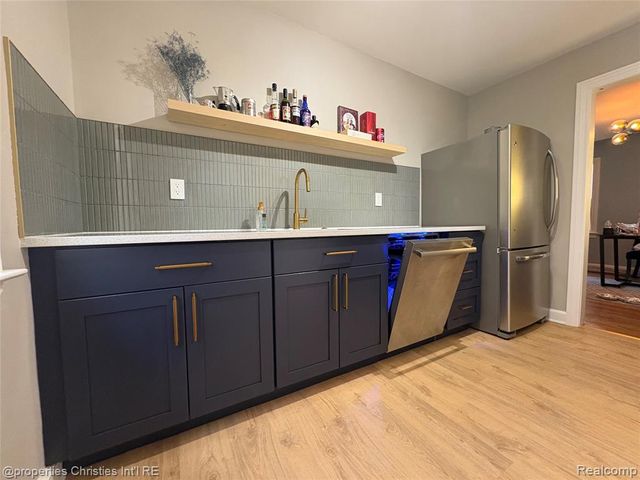 4468 Grayton Street, Detroit, MI 48224