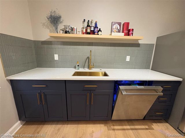 4468 Grayton Street, Detroit, MI 48224