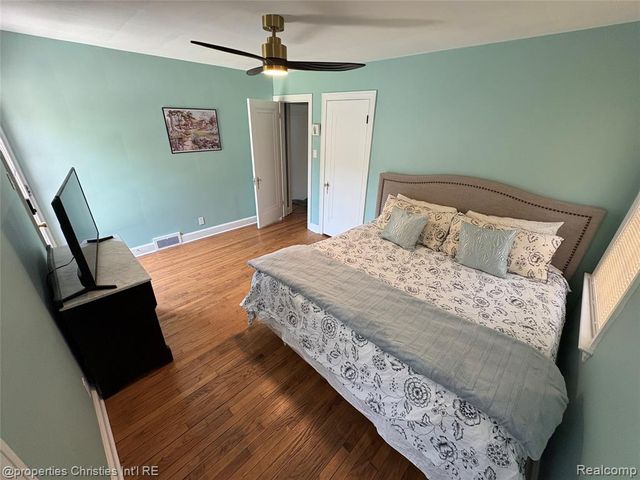 4468 Grayton Street, Detroit, MI 48224