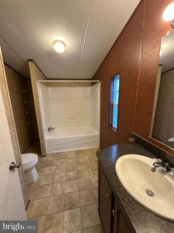 16 HAZEL CIR, Mechanicsburg, PA 17050