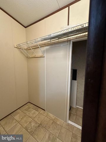 16 HAZEL CIR, Mechanicsburg, PA 17050