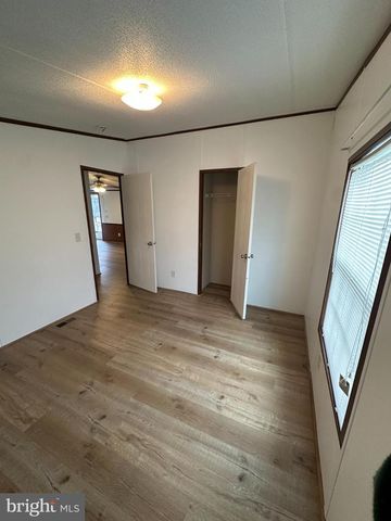 16 HAZEL CIR, Mechanicsburg, PA 17050