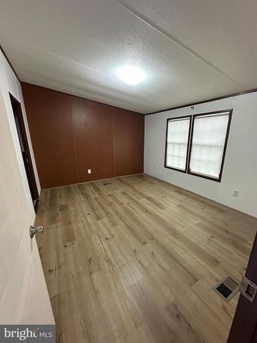 16 HAZEL CIR, Mechanicsburg, PA 17050