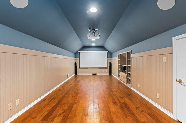1031 Bluebell Rd, Kerrville, TX 78028