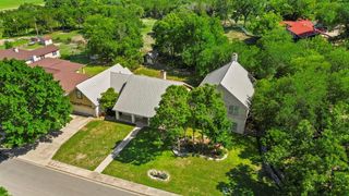 1031 Bluebell Rd, Kerrville, TX 78028