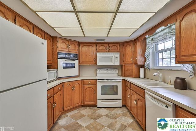 4514 Steuben Road, Lower Nazareth Twp, PA 18020