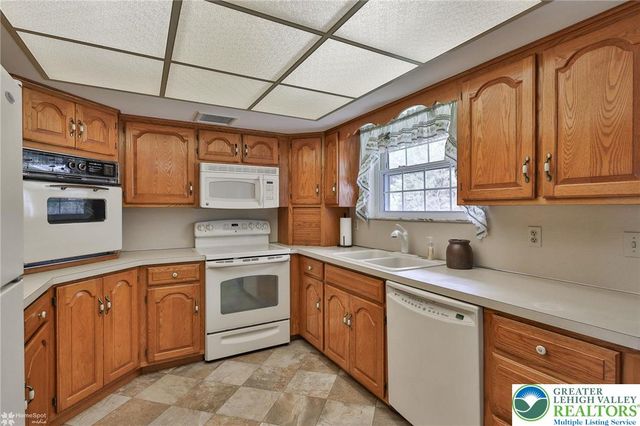 4514 Steuben Road, Lower Nazareth Twp, PA 18020