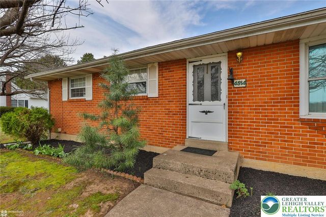 4514 Steuben Road, Lower Nazareth Twp, PA 18020