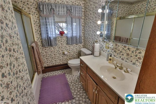 4514 Steuben Road, Lower Nazareth Twp, PA 18020