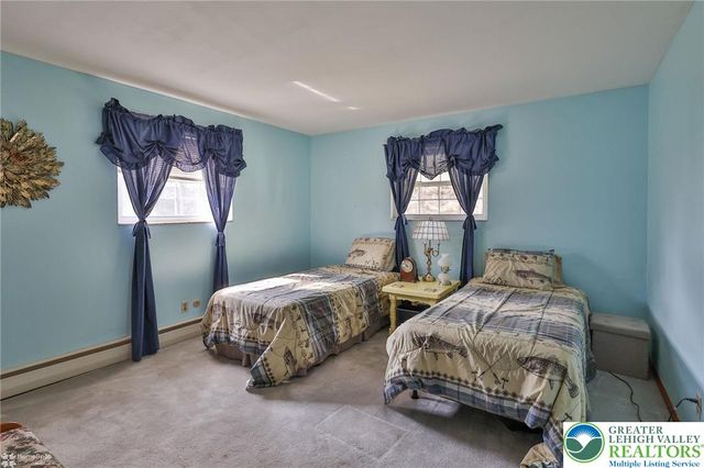 4514 Steuben Road, Lower Nazareth Twp, PA 18020