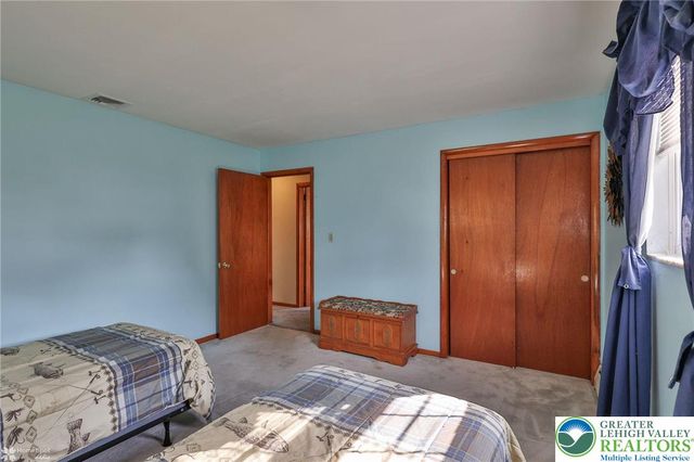 4514 Steuben Road, Lower Nazareth Twp, PA 18020