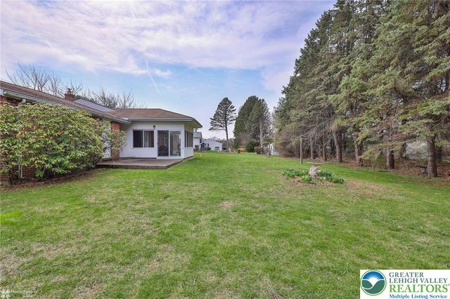 4514 Steuben Road, Lower Nazareth Twp, PA 18020