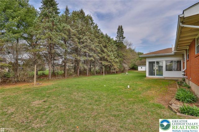 4514 Steuben Road, Lower Nazareth Twp, PA 18020