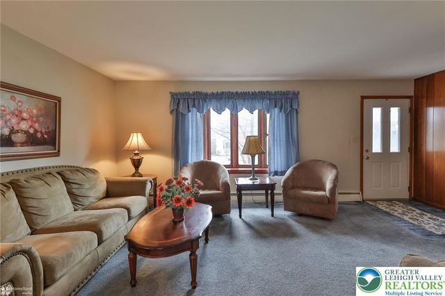 4514 Steuben Road, Lower Nazareth Twp, PA 18020